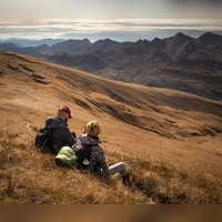 Abseits des Massentourismus: Der Naturpark Komovi bietet ruhige Pfade, ursprüngliche Landschaften und eine reiche Tierwelt. (Foto: Radonja Srdanovic/AUZP/dpa-tmn)
