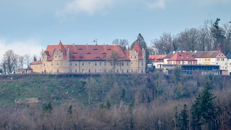 Die Zukunftspläne für das Hotel und Restaurant auf Schloss Frankenberg wurden vorgestellt. Am 1. Mai soll auch ein Wein- und Biergarten eröffnen. (Foto: Mirko Fryska)