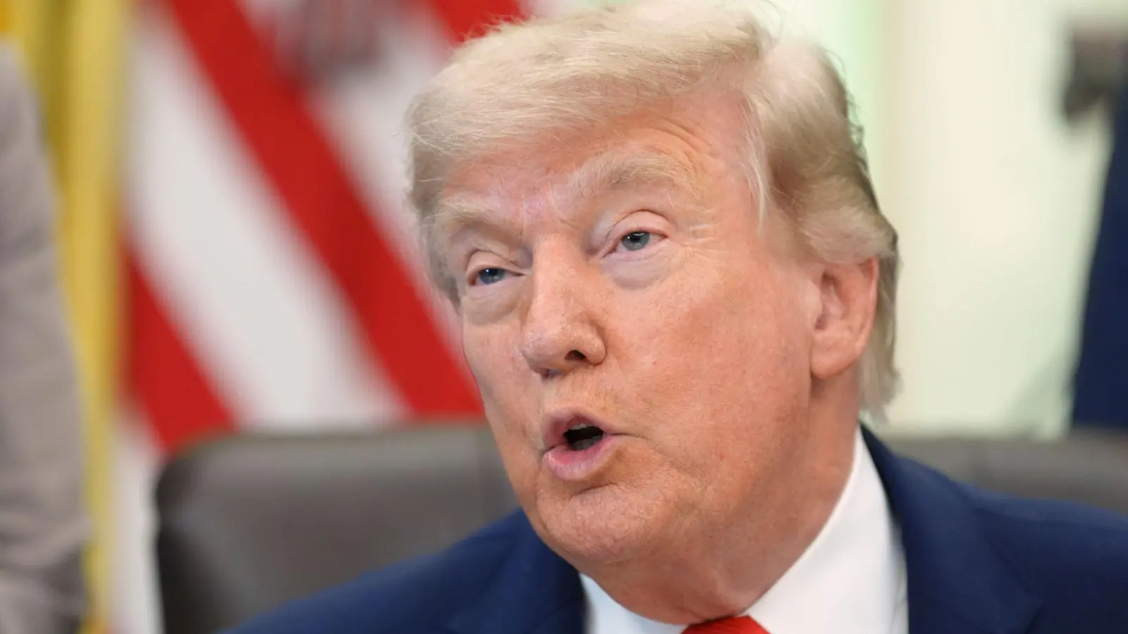 Trumps Zollpläne erzielen Etappensieg vor Gericht. (Archivbild). (Foto: Jacquelyn Martin/AP/dpa)
