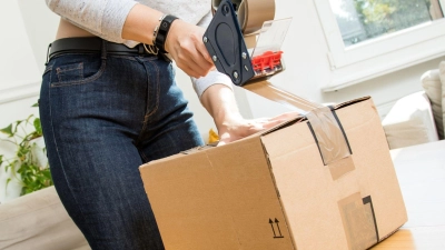 Onlineshops in Mietwohnungen: Die Angabe der Wohnanschrift im Impressum ist allein kein Verstoß gegen die Wohnnutzung. (Foto: Christin Klose/dpa-tmn)