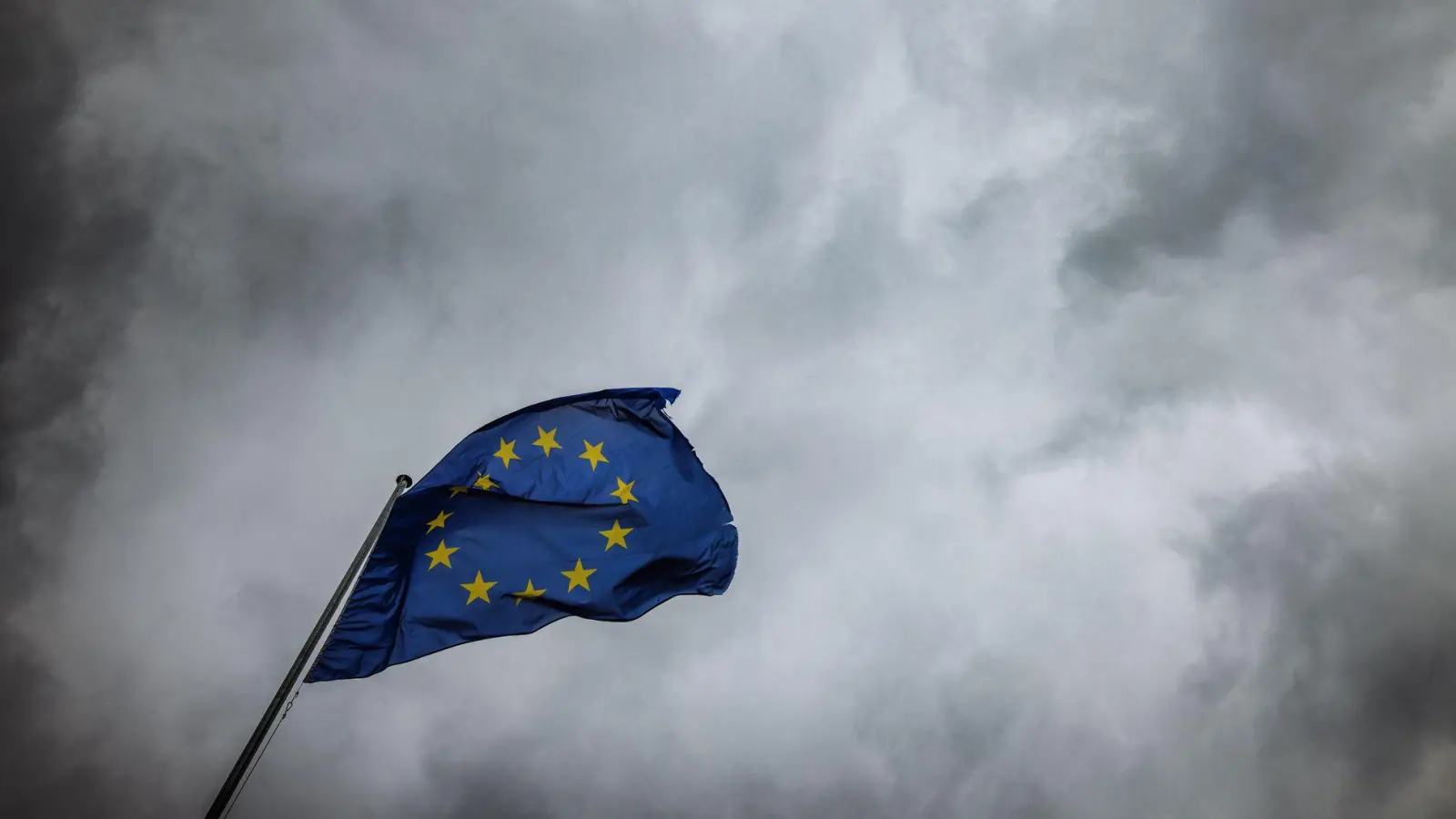 Das Europäische Parlament arbeitete an der Umsetzung des Zollabkommens zwischen den USA und der EU, für die entsprechende Verordnungen erforderlich sind. (Archivbild) (Foto: Philipp von Ditfurth/dpa)