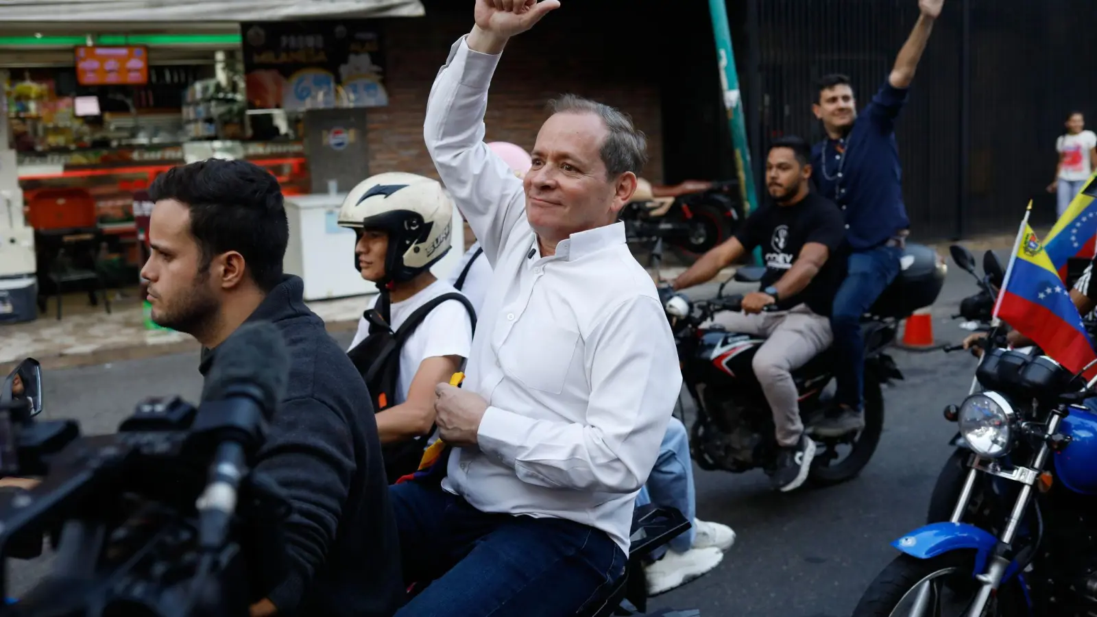 Juan Pablo Guanipa soll kurz nach seiner Freilassung entführt worden sein (Foto: Cristian Hernandez/AP/dpa)