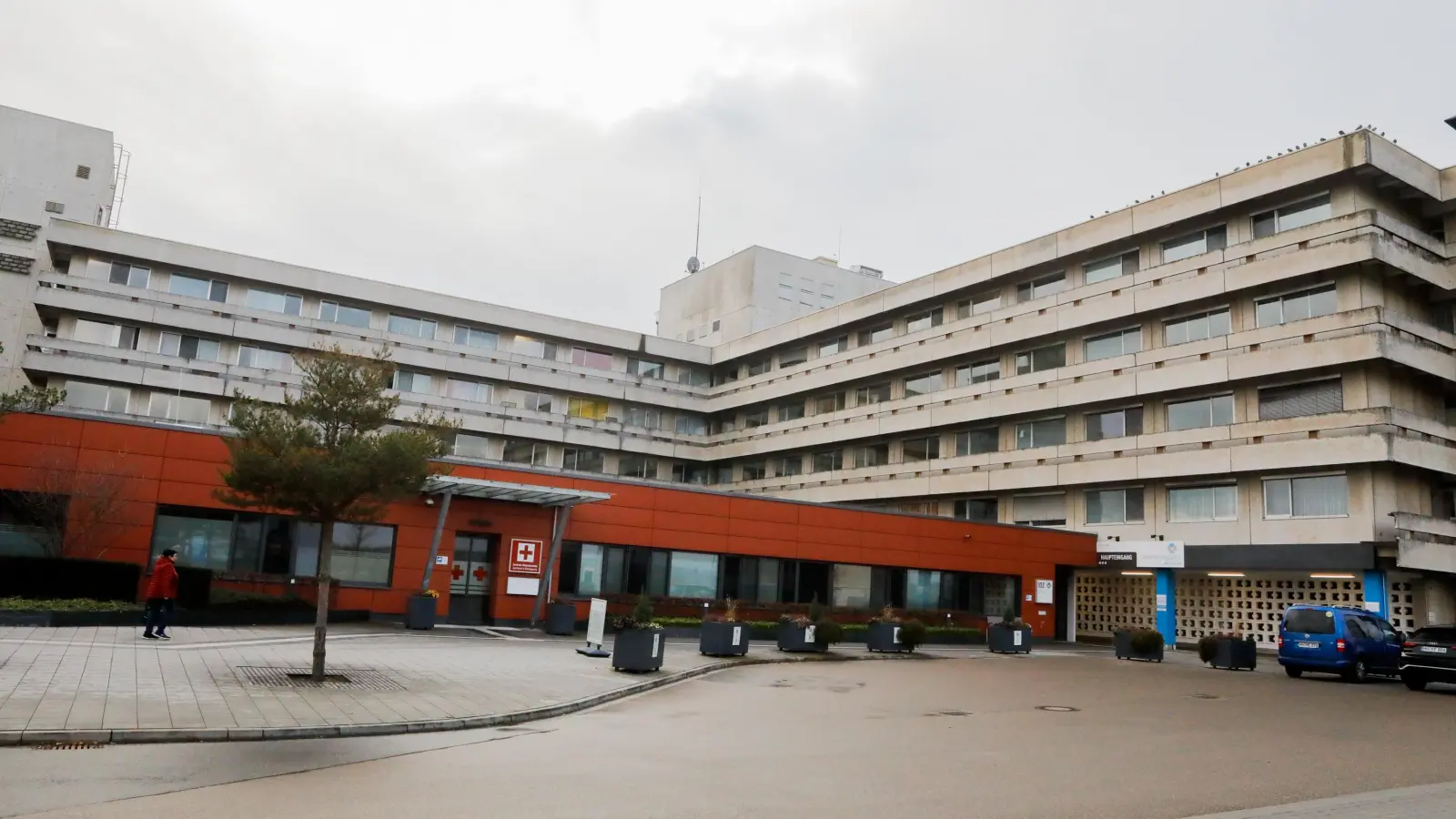 Das Klinikum Ansbach dürfe in seiner Rolle als Schwerpunktversorger nicht geschwächt werden. Das betonten die Unterzeichner des Schreibens. (Foto: Evi Lemberger)