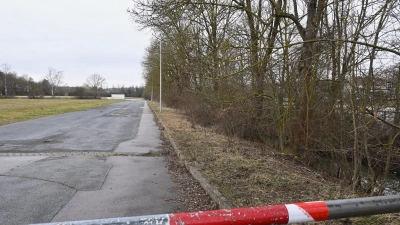 Das ehemalige Messegelände soll mit Wohnungsbau weiterentwickelt werden. Doch der Onolzbach (rechts am Bildrand zu sehen) mit seinem Hochwasser macht das Bauen teuer. (Foto: Luca Paul)