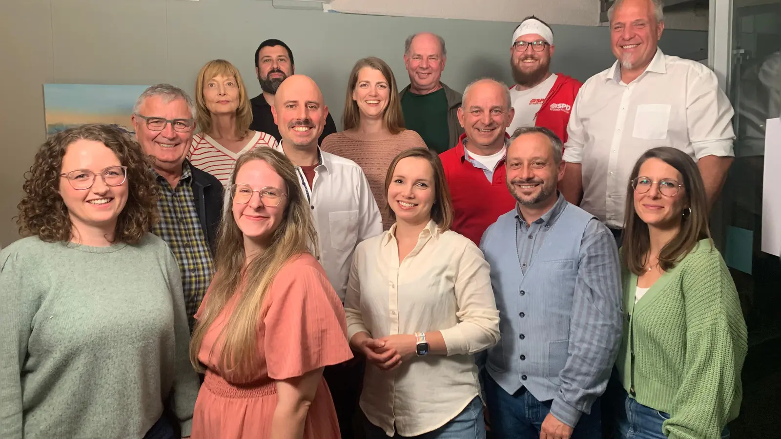 Die Mitglieder haben entschieden: Sie treten für die Neuendettelsauer SPD bei der Kommunalwahl 2026 an. (Foto: Amelie Erber)