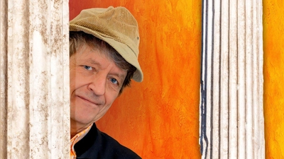 Hat seinen Auftritt in Ansbach verschoben: Frank-Markus Barwasser alias Erwin Pelzig. (Foto: Dita Vollmond)