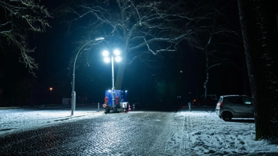 Nach wie vor haben viele Haushalte im Südwesten Berlins keinen Strom.  (Foto: Christophe Gateau/dpa)