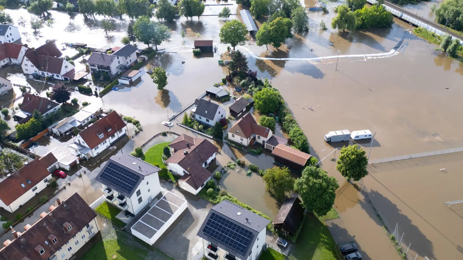 Im Langzeitvergleich nehmen die Schäden durch Extremwetter deutlich zu. (Foto: Sven Hoppe/dpa)