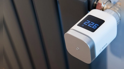 Investition heute, Ersparnis morgen: Wer Heizung und Haus clever modernisiert, kann langfristig richtig sparen. (Foto: Franziska Gabbert/dpa-tmn)