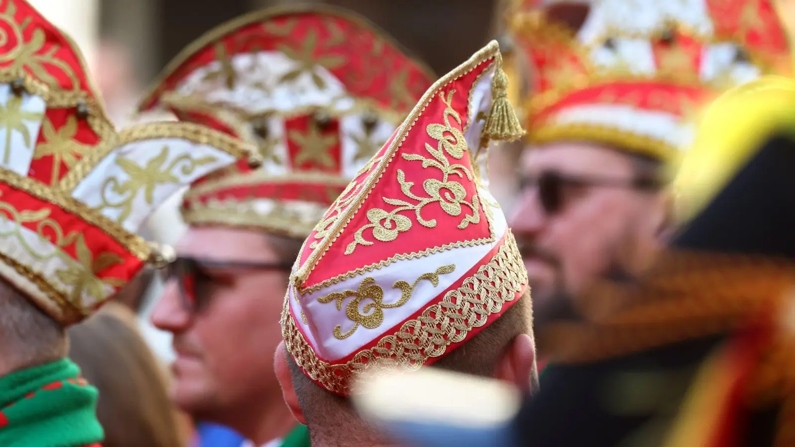 Der Fasching steuert in Bayern auf seinen Höhepunkt zu. (Archivbild) (Foto: Karl-Josef Hildenbrand/dpa)
