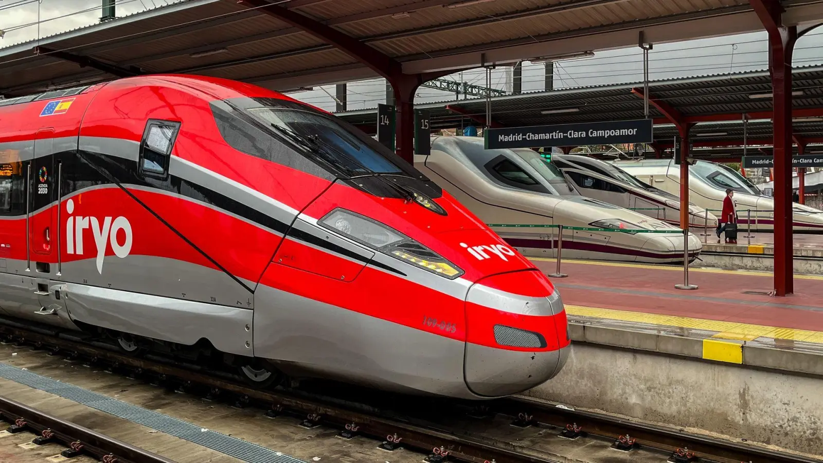 Von Spaniens Hauptstadt Madrid aus fahren Hochgeschwindigkeitszüge bis nach Südfrankreich. (Symbolbild) (Foto: Jan Woitas/dpa)