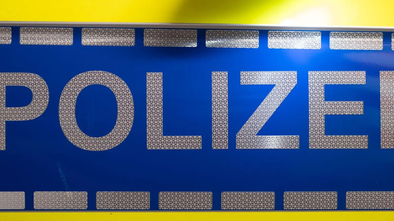 Die Polizei geht davon aus, dass es sich beide Male um denselben Betrüger handelt. (Archivbild) (Foto: Robert Michael/dpa)