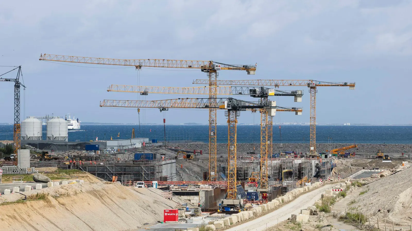 Es wird wieder mehr gebaut, das spürt auch Wacker Neuson. (Foto: Frank Molter/dpa)