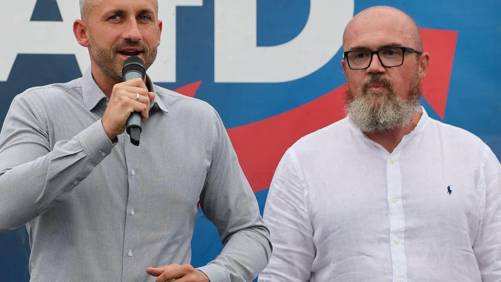 AfD-Spitzenkandidat Ulrich Siegmund und Vize-Fraktionschef Hans-Thomas Tillschneider (Archivbild) (Foto: Jan Woitas/dpa)