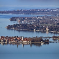 Zwischen Lindau im Bodensee und Österreich kann es in den kommenden Tagen Stau geben. (Archivbild) (Foto: Felix Kästle/dpa)