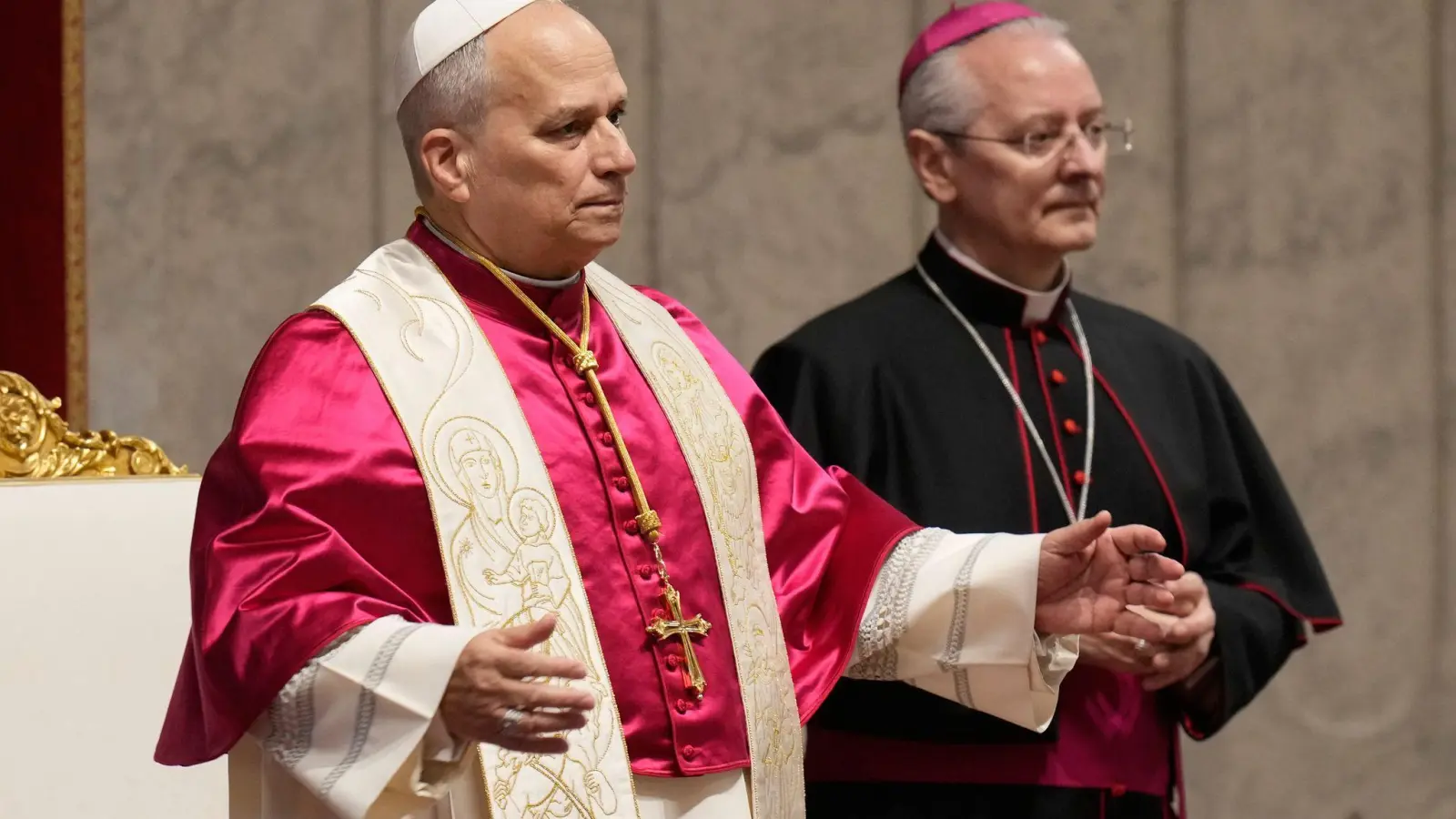 Leo kritisierte unter anderem den Missbrauch von Religion für Gewalt. (Foto: Gregorio Borgia/AP/dpa)