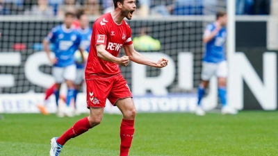 Köln Jonas Hector hat nach dem Sieg gegen Hoffenheim sein Karriereende angekündigt. (Foto: Uwe Anspach/dpa)