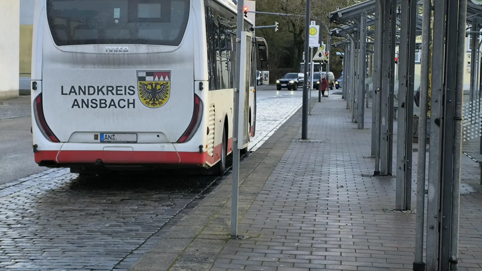 Für die Busunternehmer im Landkreis Ansbach lohnt sich ein eigenwirtschaftlicher Betrieb der Linien immer seltener. Die Folgen sind höhere Kosten für den Kreis. (Foto: Thomas Schaller)