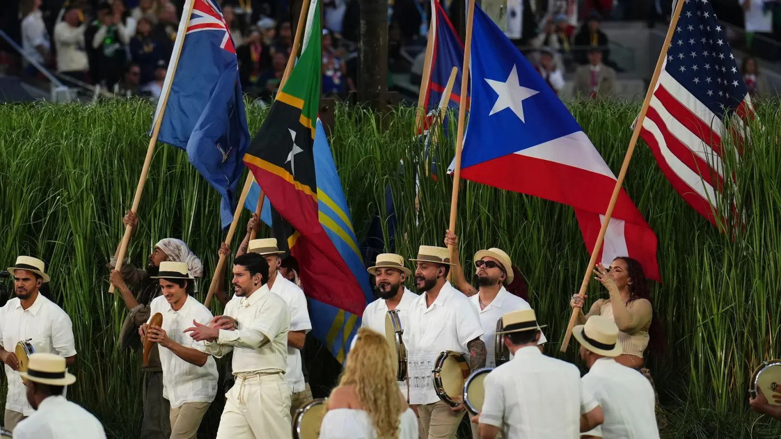 Bad Bunny setzte eine politische Botschaft.  (Foto: Godofredo A. Vásquez/AP/dpa)