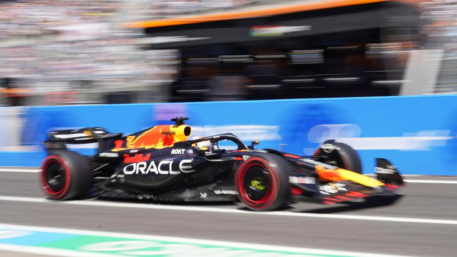 Red-Bull-Pilot Max Verstappen war im Qualifying in Suzuka nicht zu schlagen. (Foto: Toru Hanai/AP)