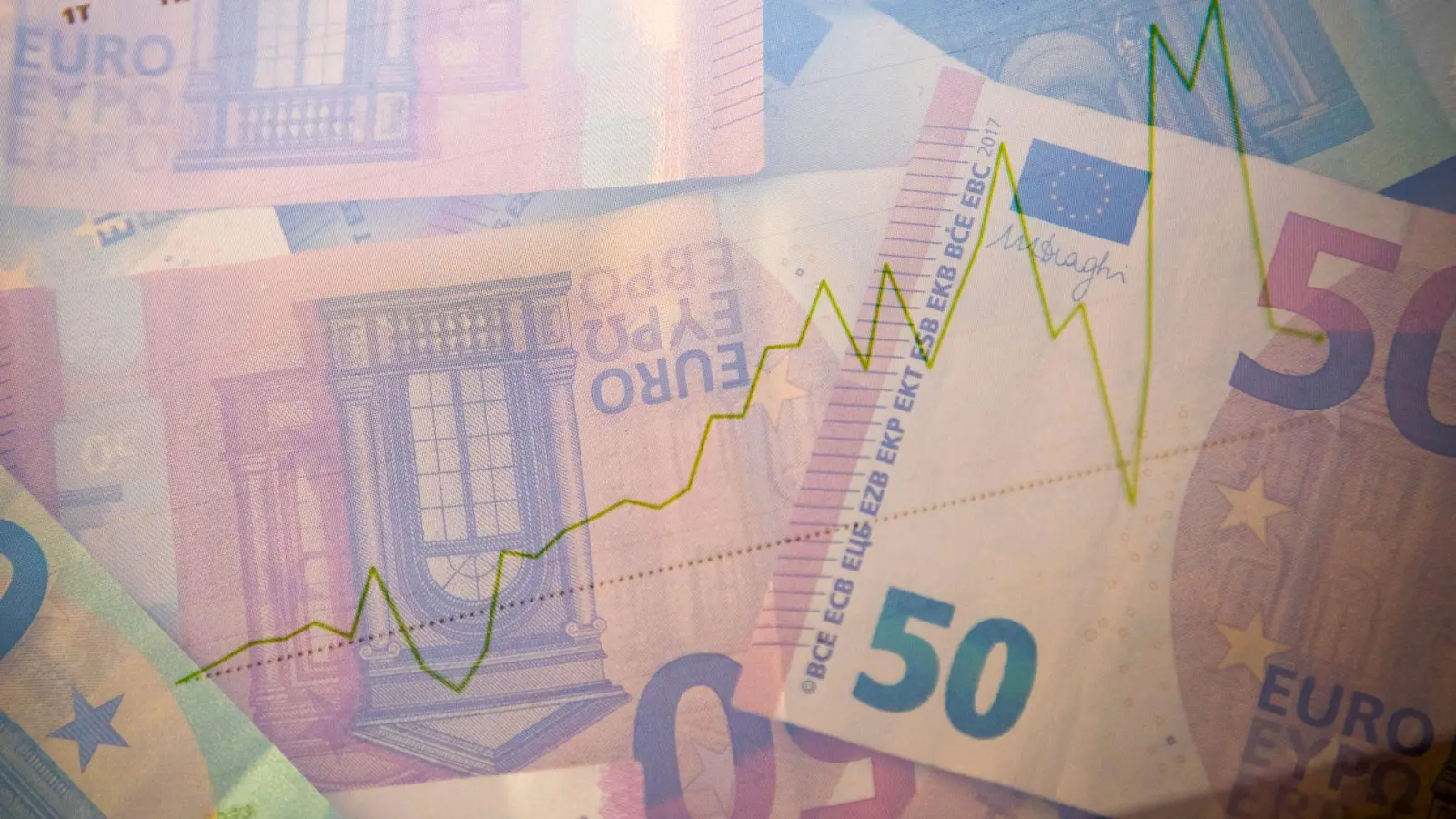 Wer im Ausland investiert, zahlt oft doppelt Steuern: Schließlich müssen Kapitalerträge dann in zwei Ländern versteuert werden. (Foto: Christin Klose/dpa-tmn)