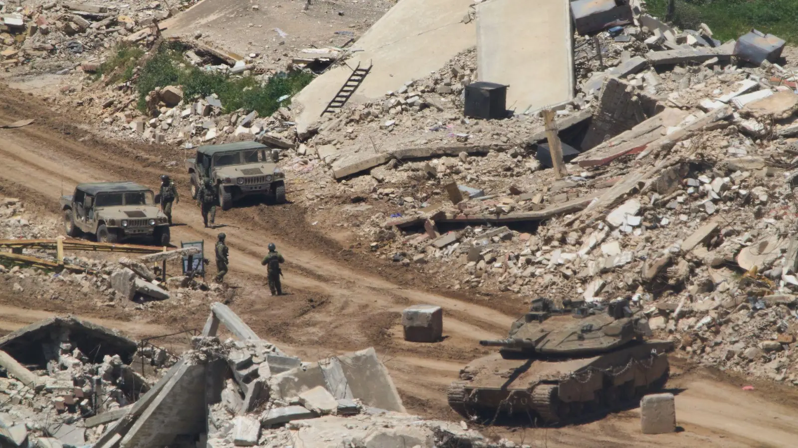 Israelische Soldaten im Südlibanon. (Archivbild) (Foto: Ariel Schalit/AP/dpa)