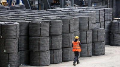 Europas Stahlproduzenten sollen künftig besser vor ausländischer Konkurrenz geschützt werden. (Symbolbild)  (Foto: Jan Woitas/dpa)
