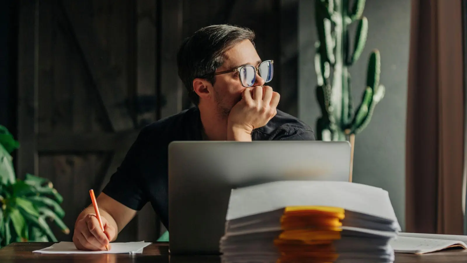 Fluch und Segen: Selbstorganisation fällt vielen Menschen sehr schwer. (Foto: Vira Simon/Westend61/dpa-tmn)