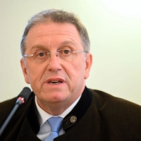 Mehrere CSU-Bezirksräte in Oberfranken haben einen AfD-Antrag zur Ehrung eines AfD-Politikers unterstützt. (Foto: Nicolas Armer/dpa)