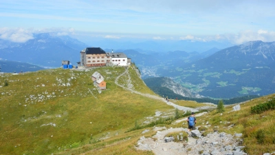 Der Hüttenbetrieb soll trotz der Einschränkungen bis zum geplanten Saisonende Mitte Oktober weitergehen. (Foto: Sektion München des DAV/dpa)