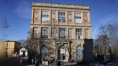 Die Kunstakademie Düsseldorf taucht zuletzt häufiger in den Nachrichten auf. (Archivbild) (Foto: Oliver Berg/dpa)