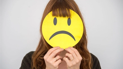 Emotionen zulassen: Drei Minuten Jammern geben Raum, um Ärger auszuleben, danach kann der Blick wieder nach vorn gehen. (Foto: Andrea Warnecke/dpa-tmn)