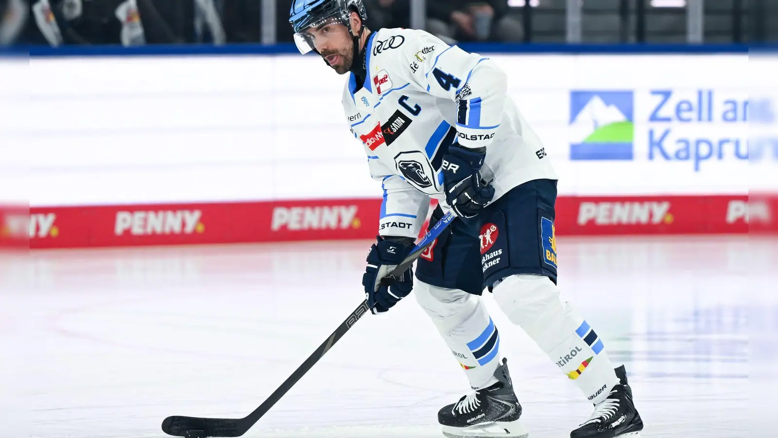 Morgan Ellis bleibt beim ERC Ingolstadt. (Archivbild) (Foto: Sven Hoppe/dpa)