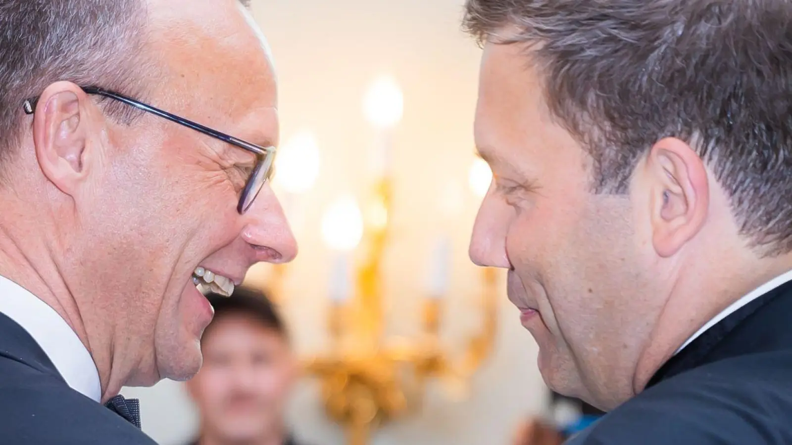 Friedrich Merz und Lars Klingbeil: Auf diese beiden Männer kommt es in den bevorstehenden Gesprächen über eine Regierungsbildung an. (Foto: Christoph Soeder/dpa-Pool/dpa)