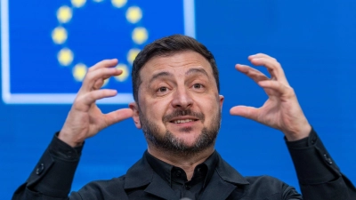 Drängt auf eine schnelle Entscheidung für Geld für sein Land: Der ukrainische Präsident Wolodymyr Selenskyj. (Foto: Michael Kappeler/dpa)