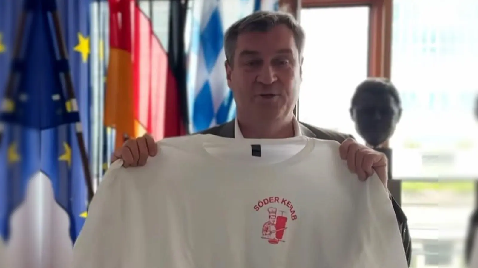 40 ausgeloste Personen will Markus Söder in der kommenden Woche zum Döner essen einladen. (Foto: Markus Söder/Instagram/dpa)