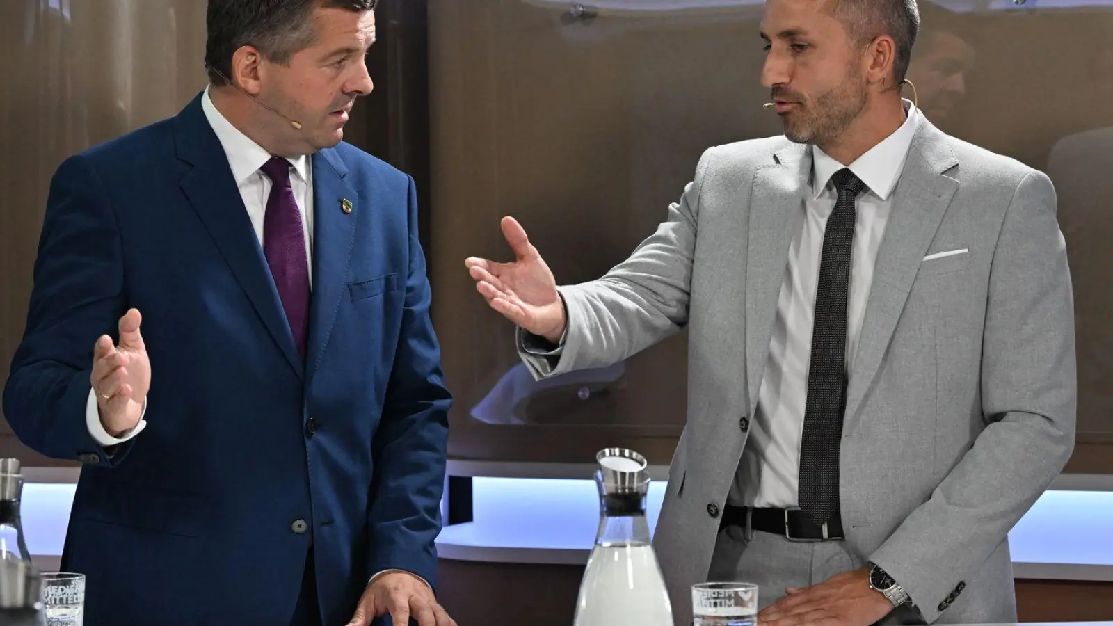 CDU-Spitzenkandidat Sven Schulze und AfD-Spitzenkandidat Ulrich Siegmund haben sich ein ausführliches Duell geliefert. (Foto: Hendrik Schmidt/dpa)
