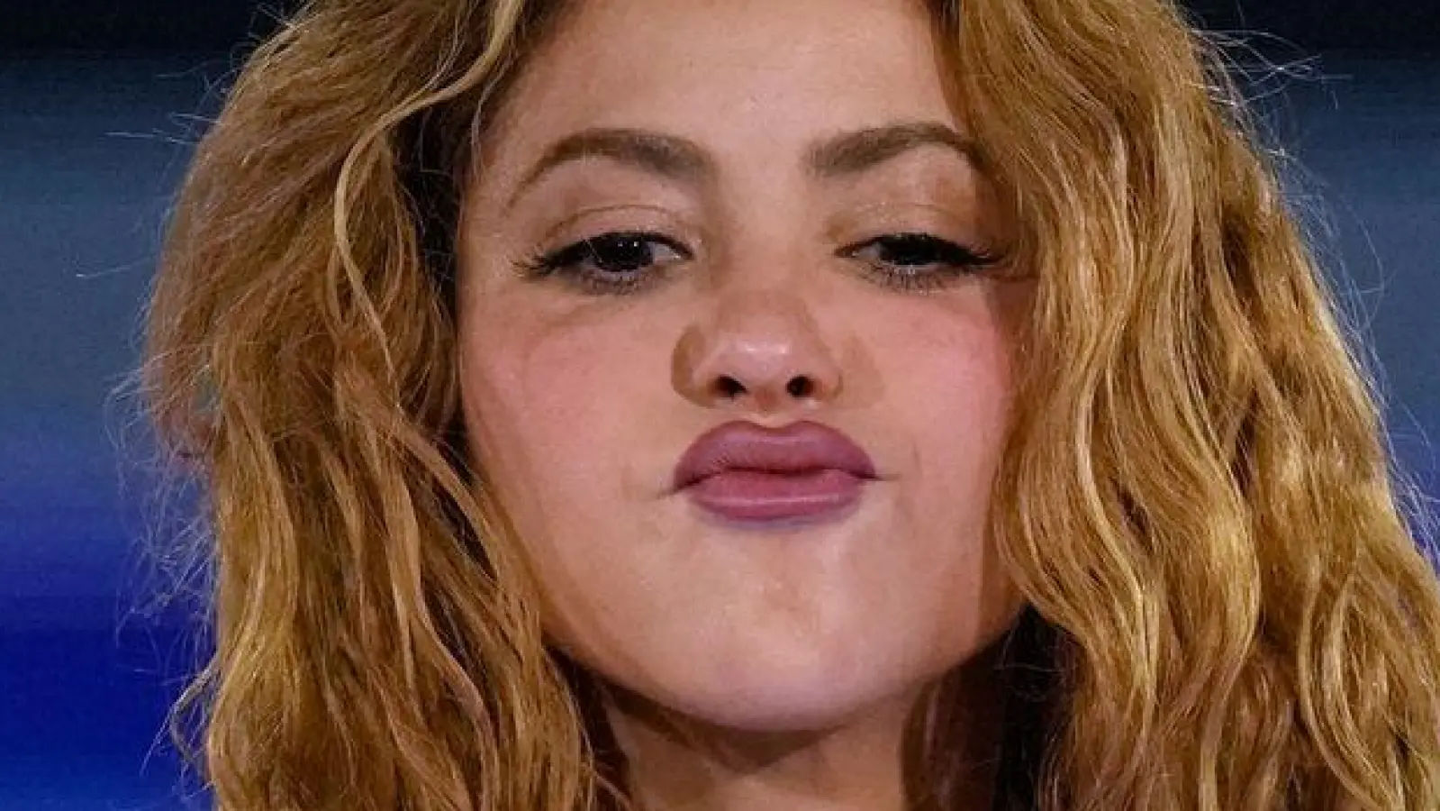 Shakira hat mit einem kostenlosen Konzert in Rio de Janeiro ein Millionenpublikum begeistert. (Foto: Silvia Izquierdo/AP/dpa)