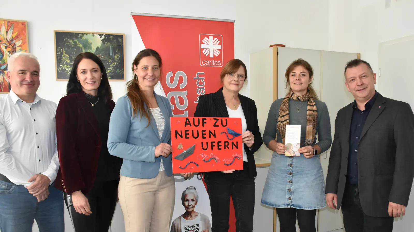 Polizei und Caritas bieten Frauen Hilfe bei häuslicher Gewalt. Erläuterungen dazu gaben (von links) Andreas Roth, Sandra Boßert, Heike Krämer, Brigitte Guggenberger, Andrea Nachtrab und Sebastian Grund.  (Foto: Silvia Schäfer)