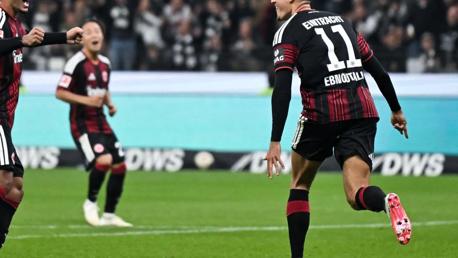 Ebnoutalib bejubelt das späte 1:0. (Foto: Florian Wiegand/dpa)