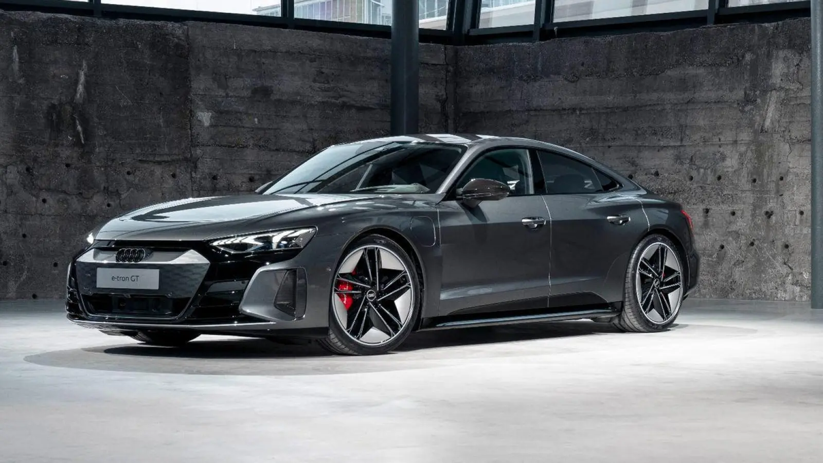 Das Handout zeigt ein Audi RS e-tron GT. (Foto: Sagmeister_Potography/Audi AG/dpa)