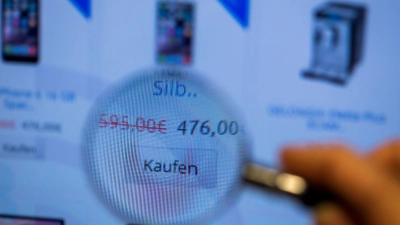 Täuschend echt, oft kaum zu erkennen: Fake-Shops locken mit Schnäppchen und kassieren Geld für Waren, die nie ankommen. (Symbolbild) (Foto: Jens Büttner/dpa-Zentralbild/dpa)