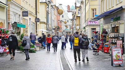 Die Neustadt könnte so eine Art kleine Bummelmeile werden, momentan aber sind viele Ladengeschäfte verwaist. Dem Leerstand könnte sich künftig ein City-Manager annehmen. (Foto: Jim Albright)