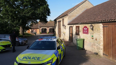 Der Besuch in einem britischen Zoo endet für einen Dreijährigen dramatisch: Ein Mann soll ihn in das Krokodilgehege geworfen haben, das Kind wird schwer verletzt.  (Foto: Joe Giddens/PA Wire/dpa)