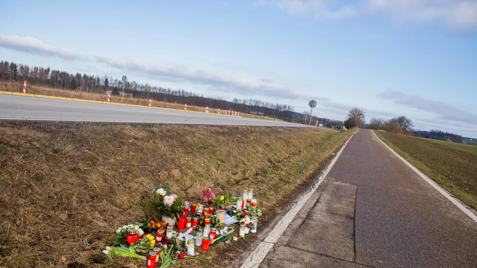 Durch ein Gutachten erhoffen sich die Ermittler neue Erkenntnisse zu dem tödlichen Unfall an der B14. (Foto: Evi Lemberger)