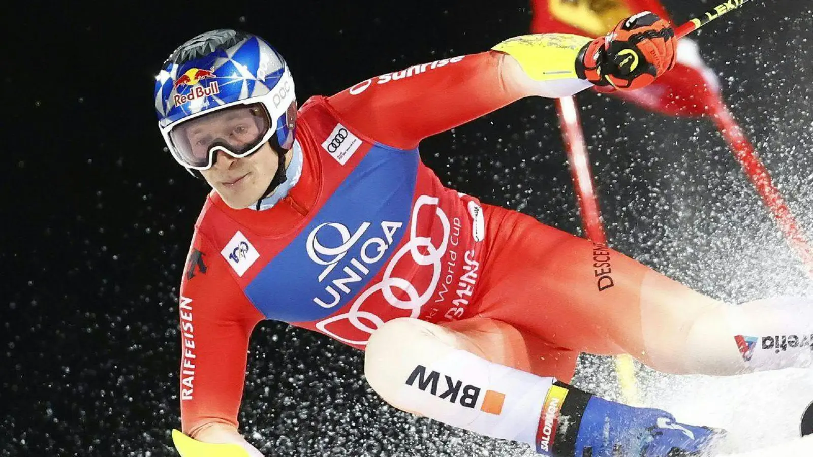 Sieger beim Nachtevent in Schladming: Der Schweizer Marco Odermatt. (Foto: Erwin Scheriau/APA/dpa)