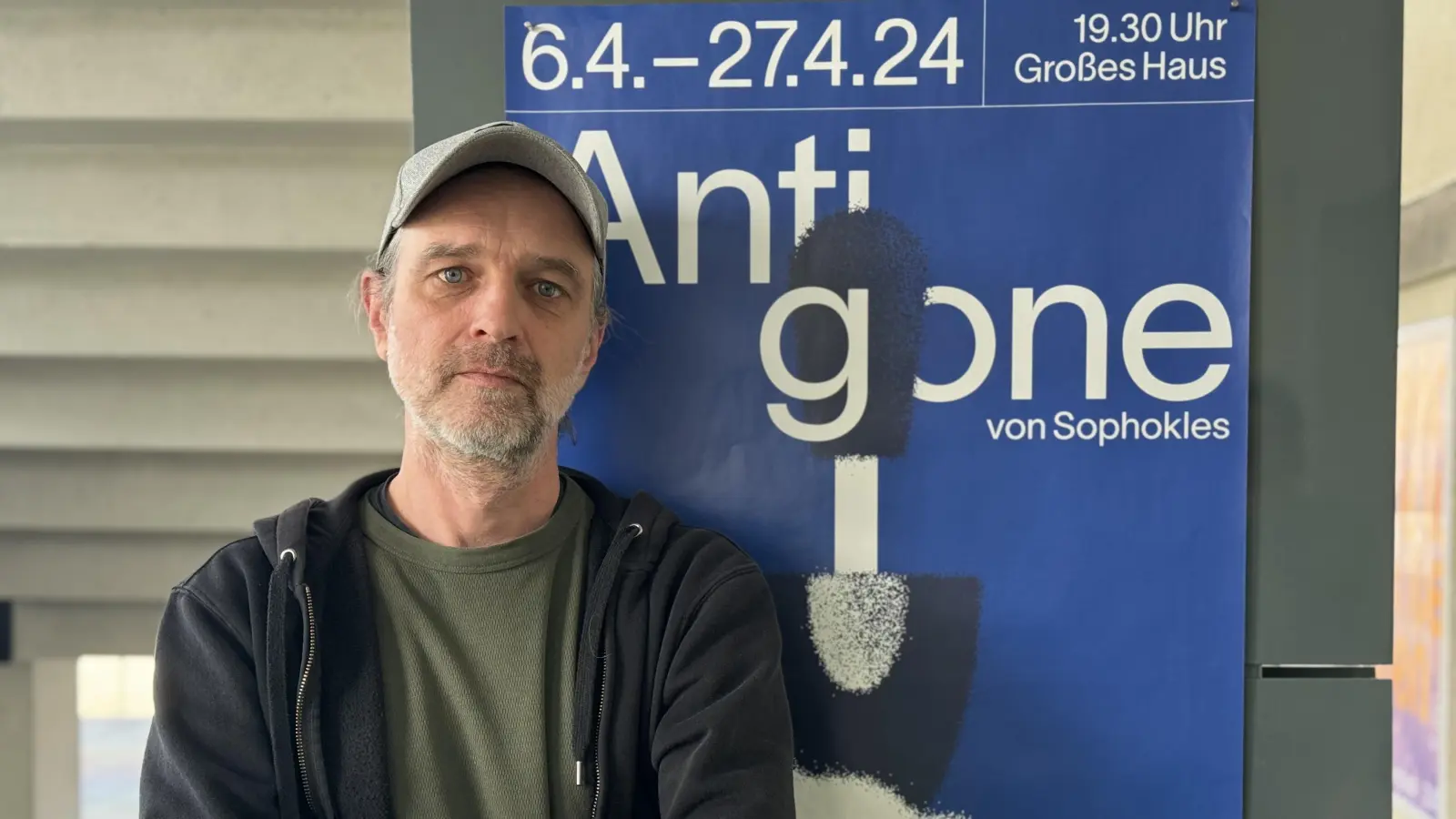 Der Regisseur Frank Siebenschuh interessiert sich bei dem uralten Stoff vor allem für die Emotionen, die darin stecken. (Foto: Lara Hausleitner)