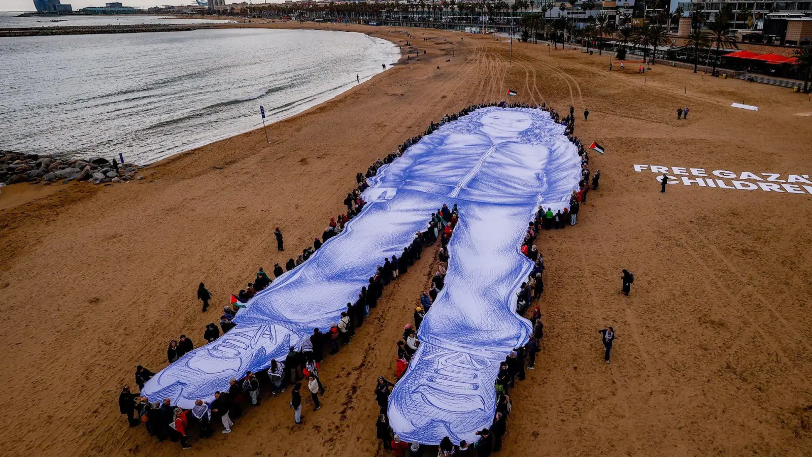 Bild von Hind Rajab - Kundgebung gegen den Krieg in Nahost (Foto: Kike Rincón/EUROPA PRESS/dpa)