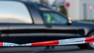 In der Nähe von Nürnberg sind drei Leichen gefunden worden.  (Foto: Pia Bayer/dpa)