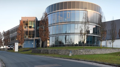 Die Firma Kupfer mit Sitz in Heilsbronn hat einen Fleischkäse mit echtem Käse falsch verpackt und ruft die Produkte zurück. (Archivbild: Jim Albright)